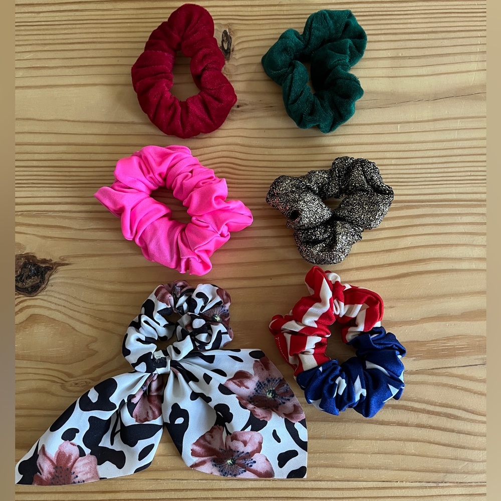 Set of 6, scrunchie, hair ties